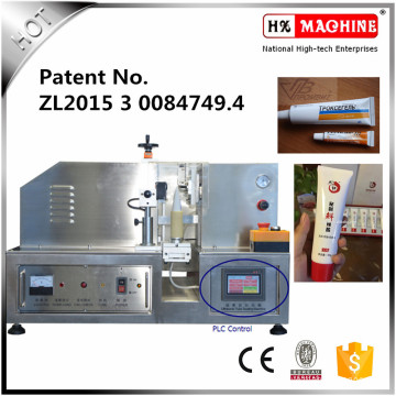 Machine chimique de joint de scelleur de fin de queue de tube crème de pâte dentifrice de cosmétique avec la fonction de coupe d&#39;impression de date